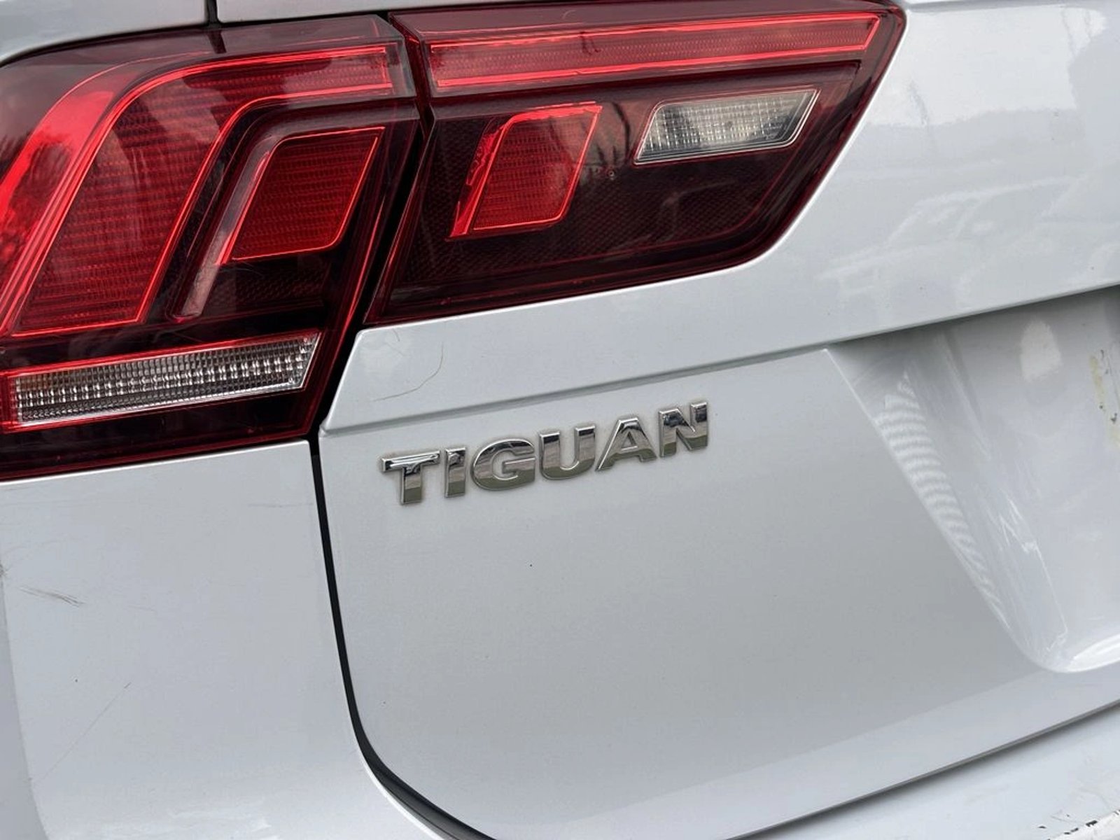 Volkswagen TIGUAN 1.4 TSI AUTO 2018 - Imagen 10 de 20
