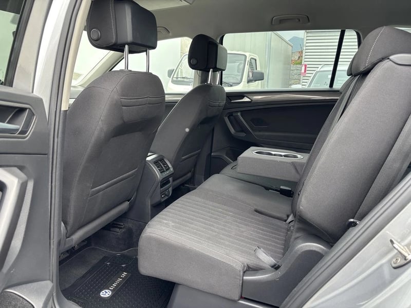 Volkswagen TIGUAN 1.4 TSI COMFORTLINE  4X2 7 ASIENTOS 2023 - Imagen 13 de 20