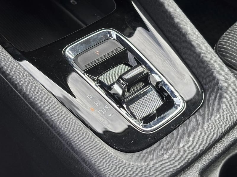 Skoda OCTAVIA 1.4 TSI AUTO AMBITION 2025 - Imagen 8 de 15