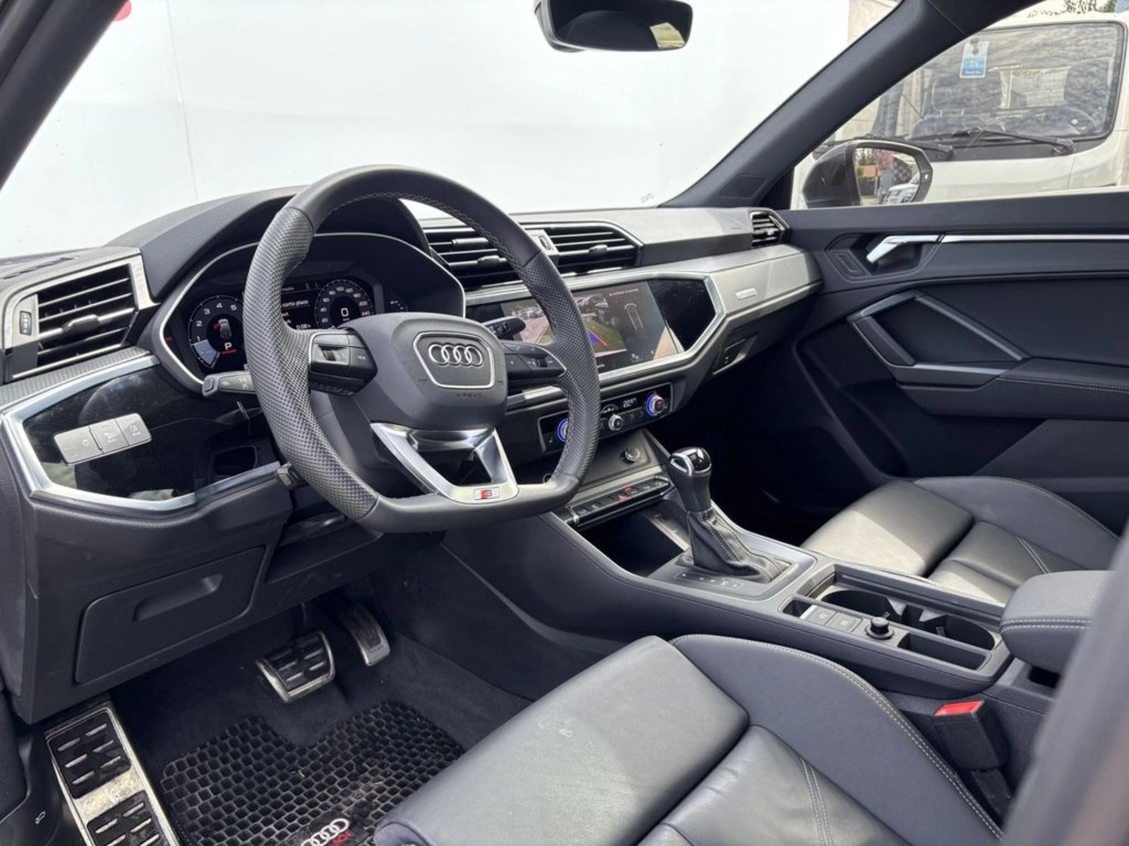 Audi Q3 SPORTBACK 1.4T 35 TFSI S-LINE AUTO SPORT 2025 - Imagen 11 de 20