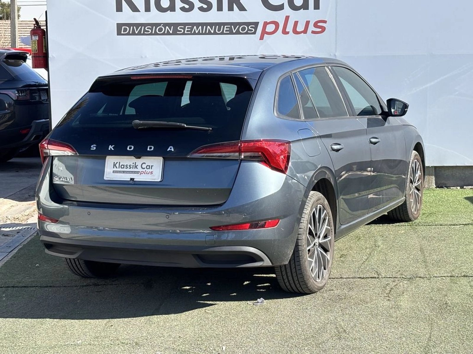Skoda SCALA 1.5 TSI DESIGNE DSG AUTO 2022 - Foto 2 de 16