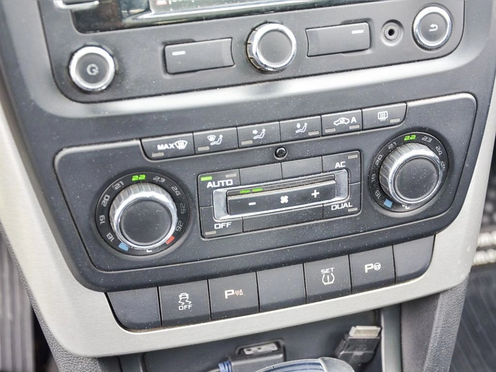 SKODA YETI 1.2 TSI ELEGANCE DSG 2013 - Imagen 16 de 20