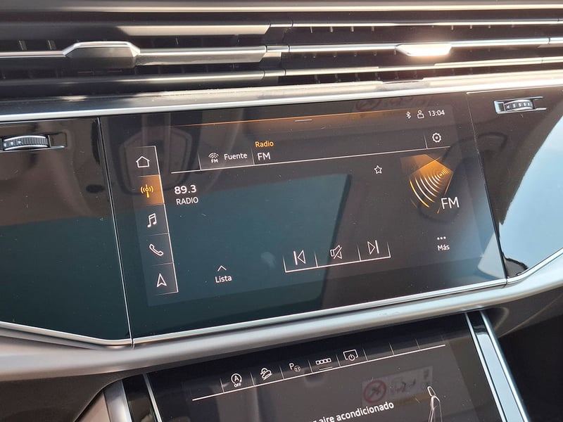 Audi Q8 3.0 55 TFSI SLINE QUATTRO 2023 - Imagen 16 de 20