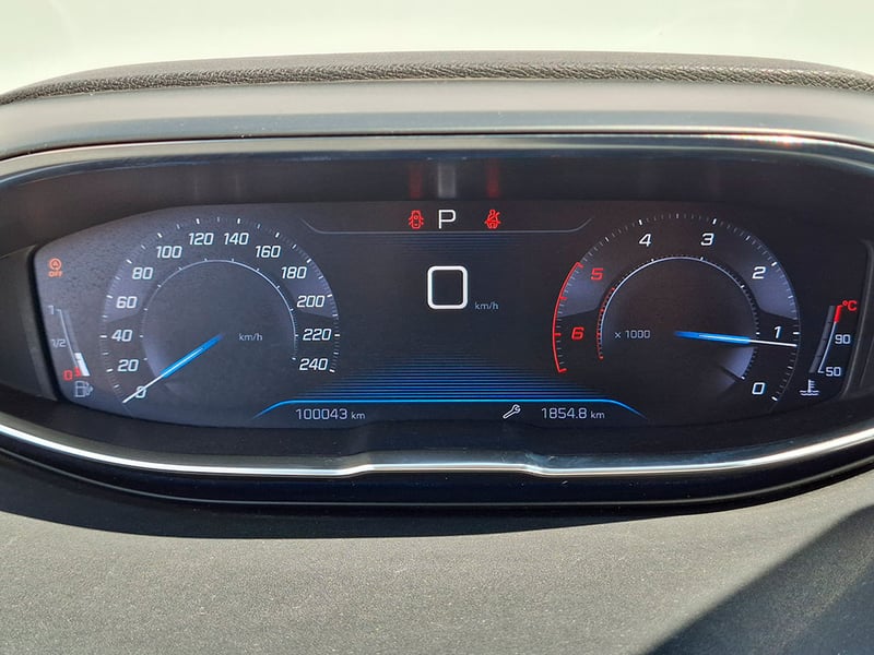 Peugeot 3008 1.5 ALLURE BLUEHDI 4X2 130HP EAT6 5P 2019 - Imagen 16 de 20