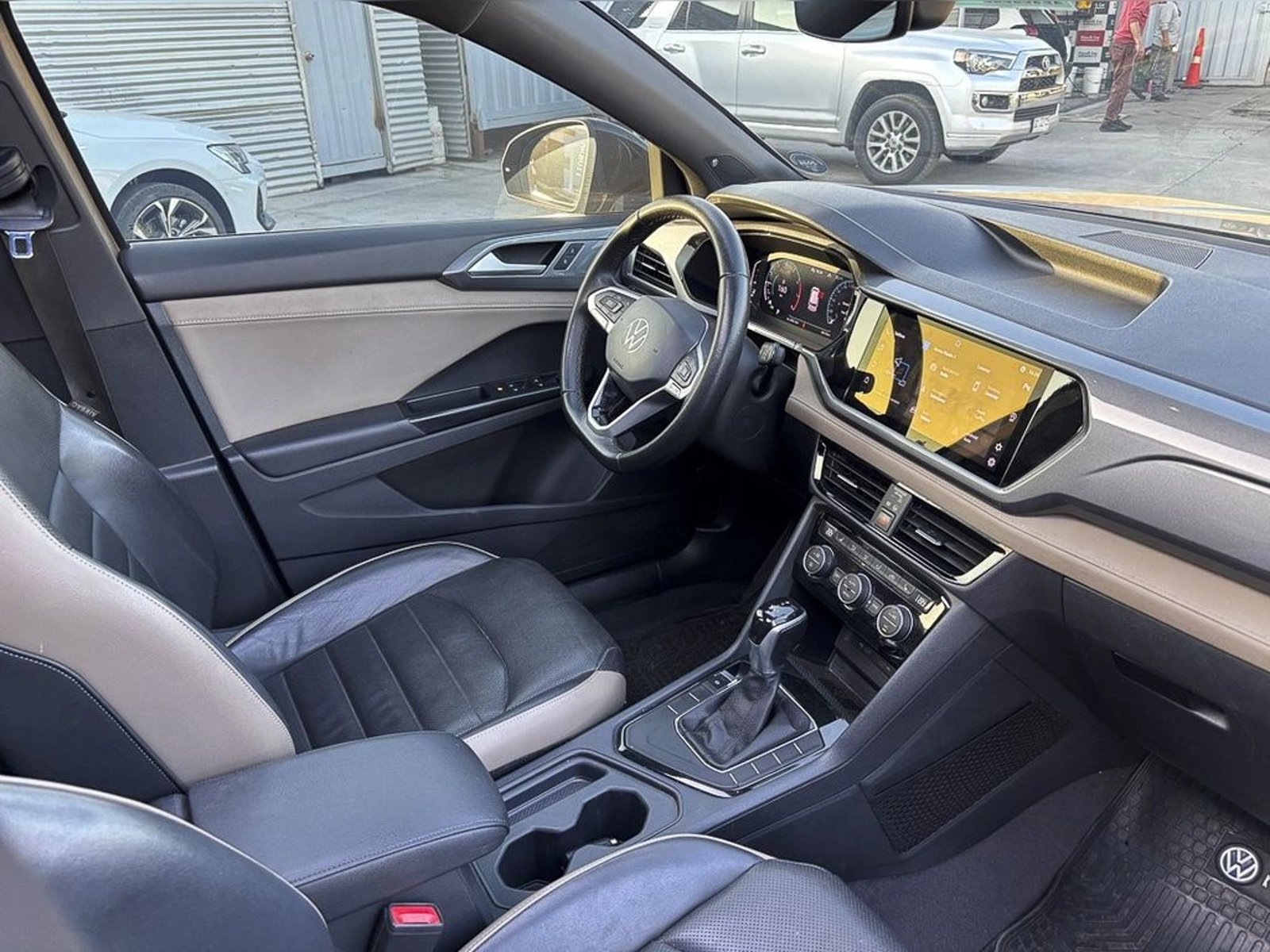 VOLKSWAGEN TAOS 1.4 250 TSI HIGHLINE AUTO HERO 2022 - Imagen 18 de 18