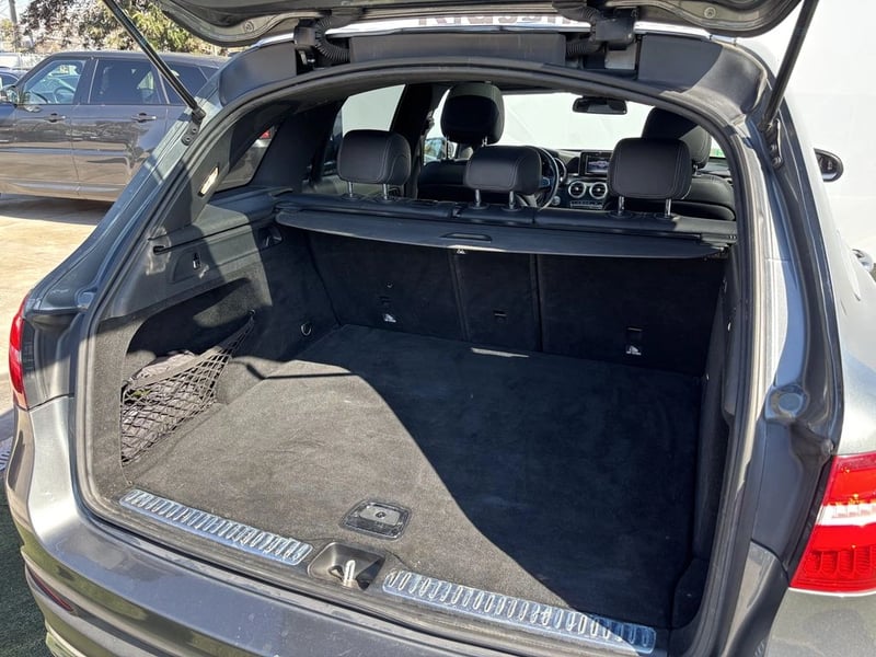 Mercedes-Benz GLC 250 2.0 4WD AT 5P 2017 - Imagen 11 de 20