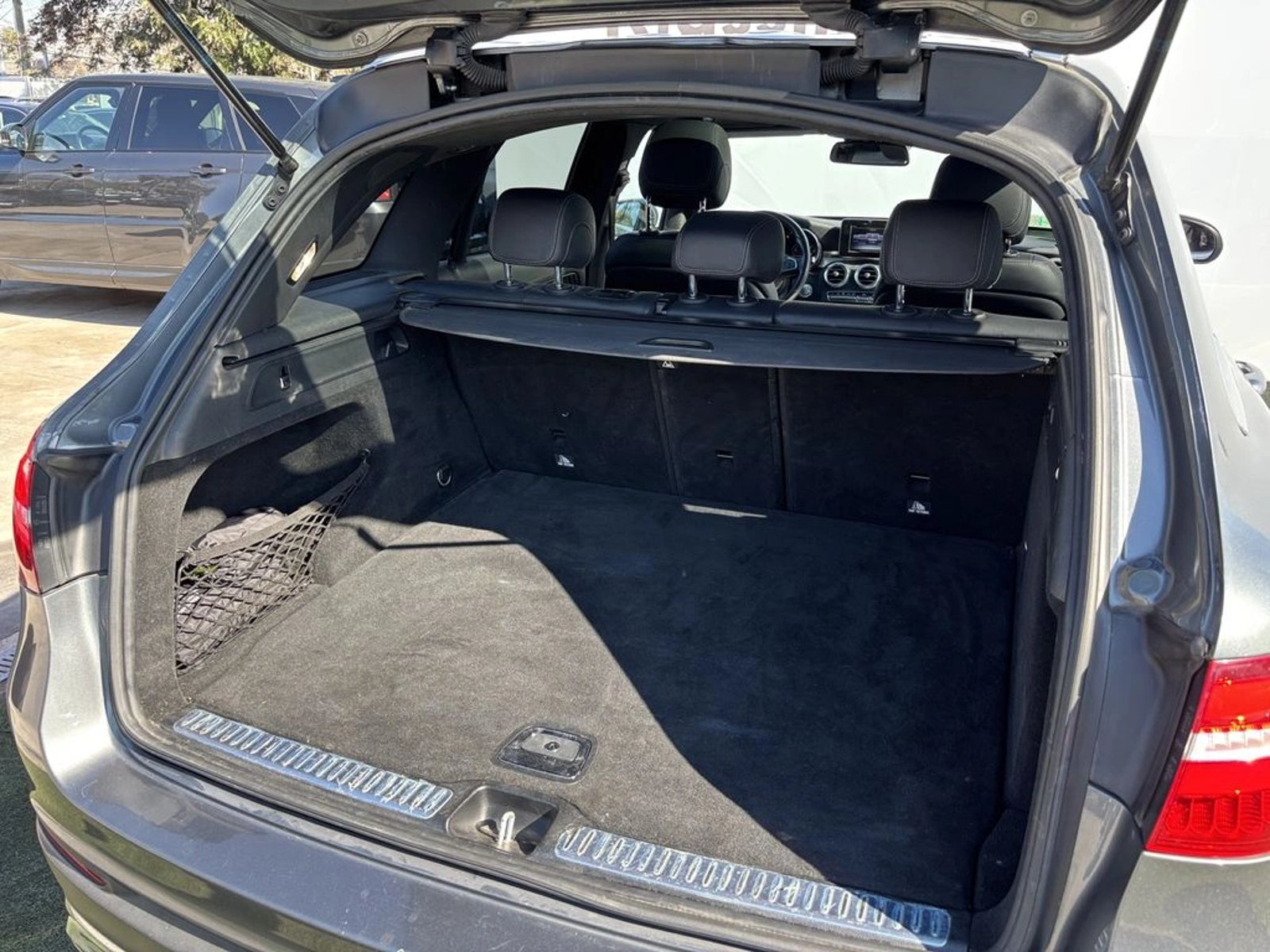 Mercedes-Benz GLC 250 2.0 4WD AT 5P 2017 - Imagen 11 de 20