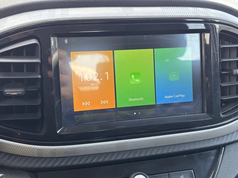 MG 3 1.5 COMFORT 4X2 HB AUTOMÁTICO 5P 2023 - Imagen 12 de 20