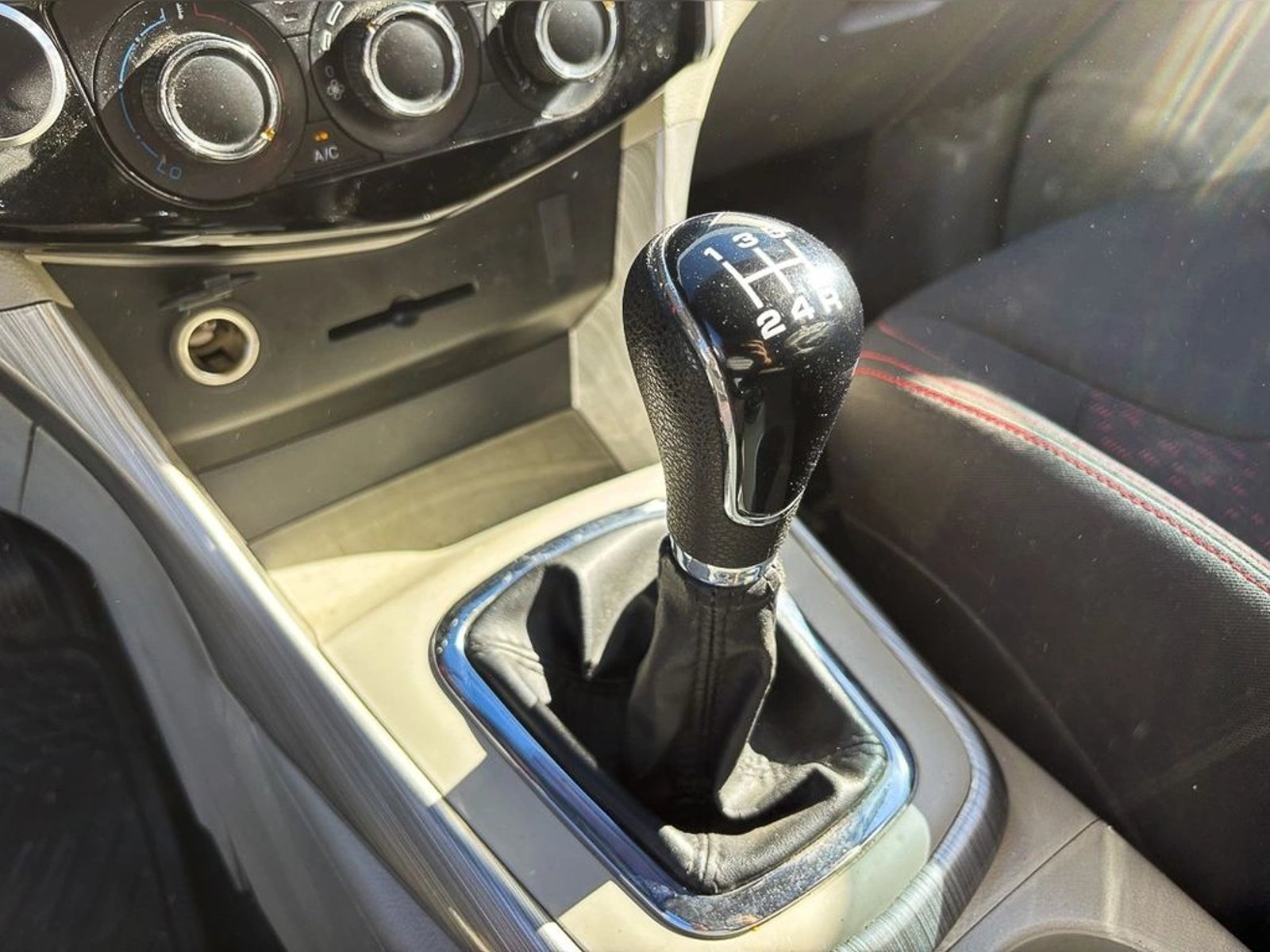DONGFENG S500 1.5 7 PASAJEROS 2023 - Imagen 12 de 16