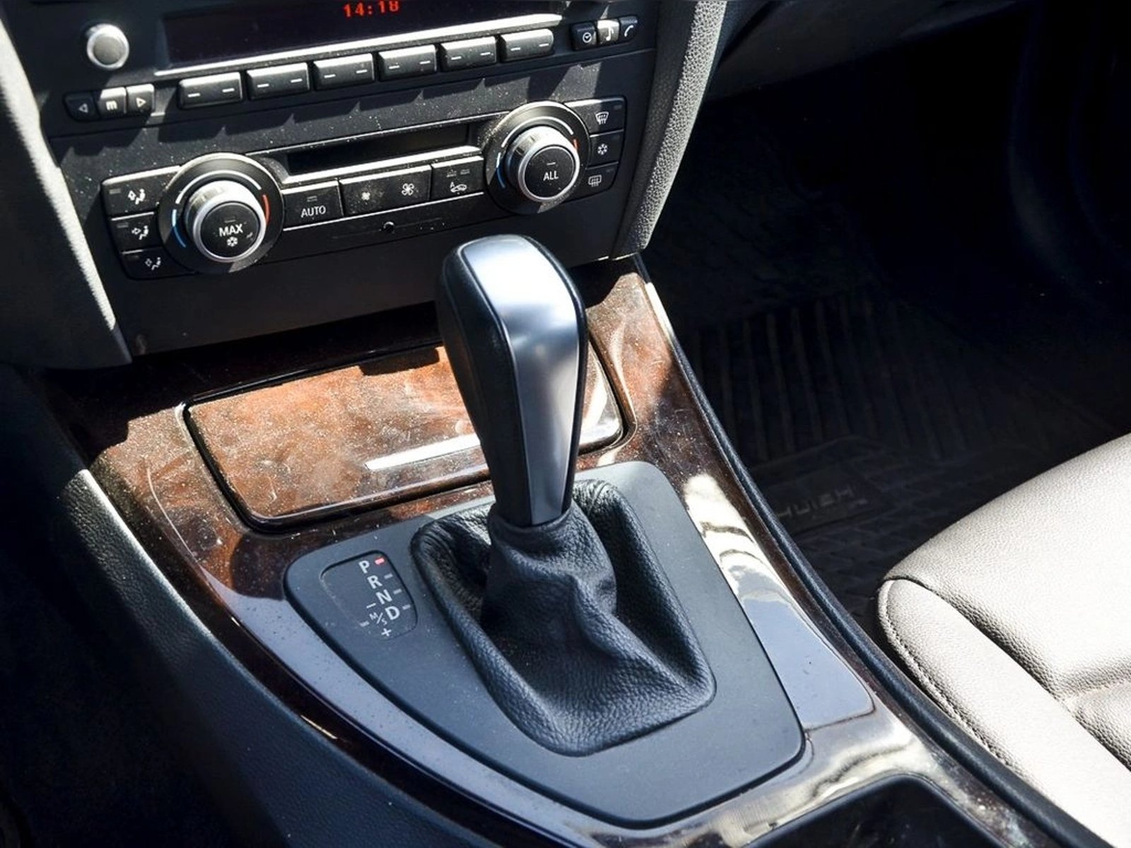 BMW 325 AUT 2011 - Imagen 9 de 13