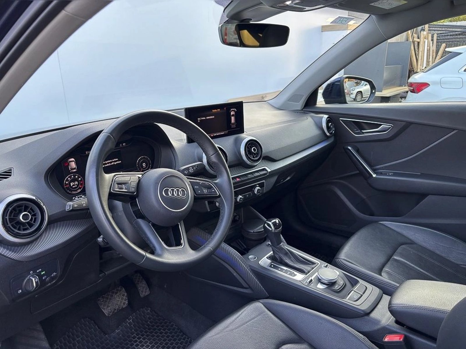 AUDI Q2 1.4 35 TFSI STRONIC AUTO SPORT 2023 - Imagen 8 de 16