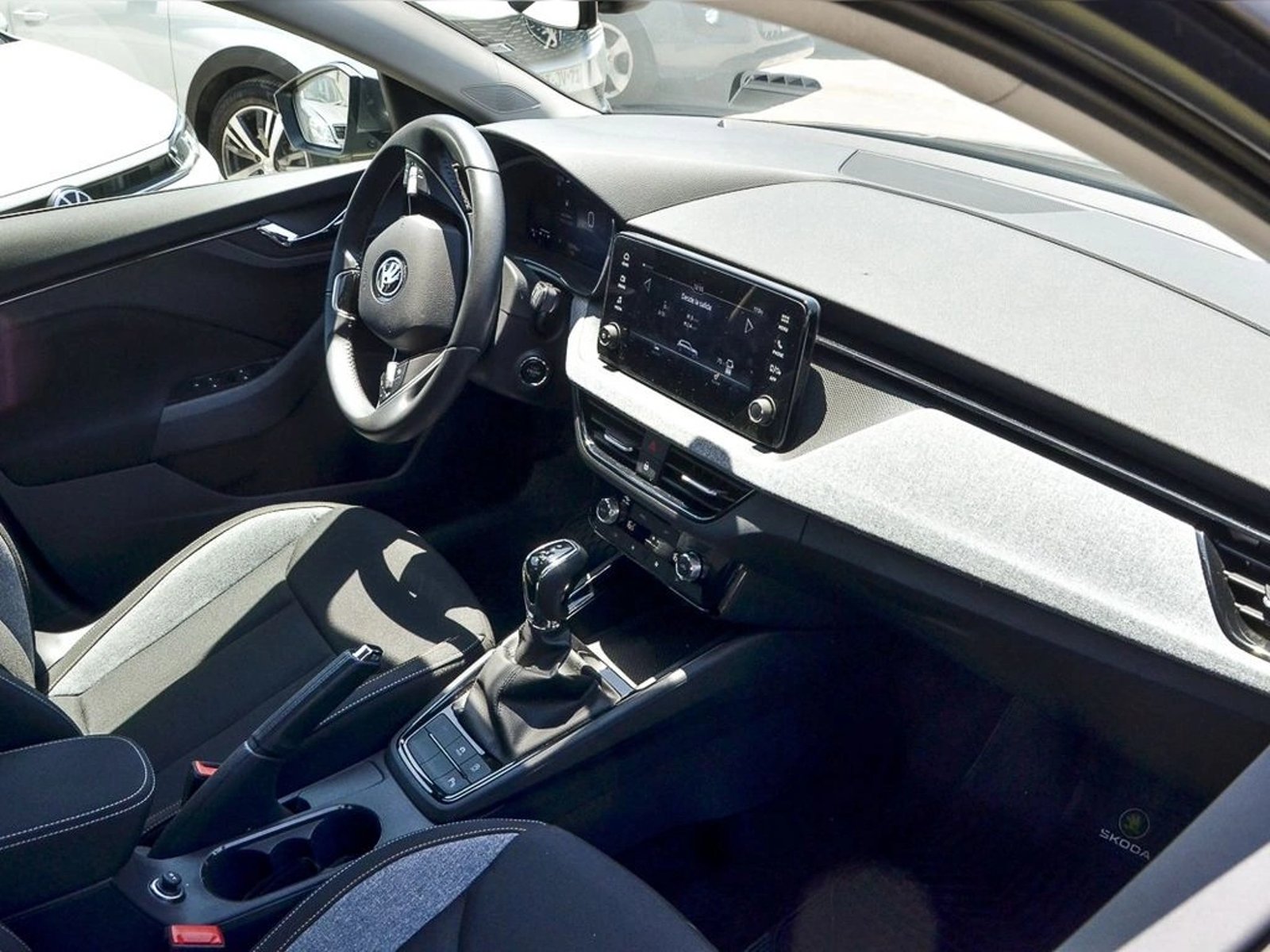 SKODA SCALA 1.5 TSI SELECTION  DSG AUTO 2025 - Imagen 6 de 19