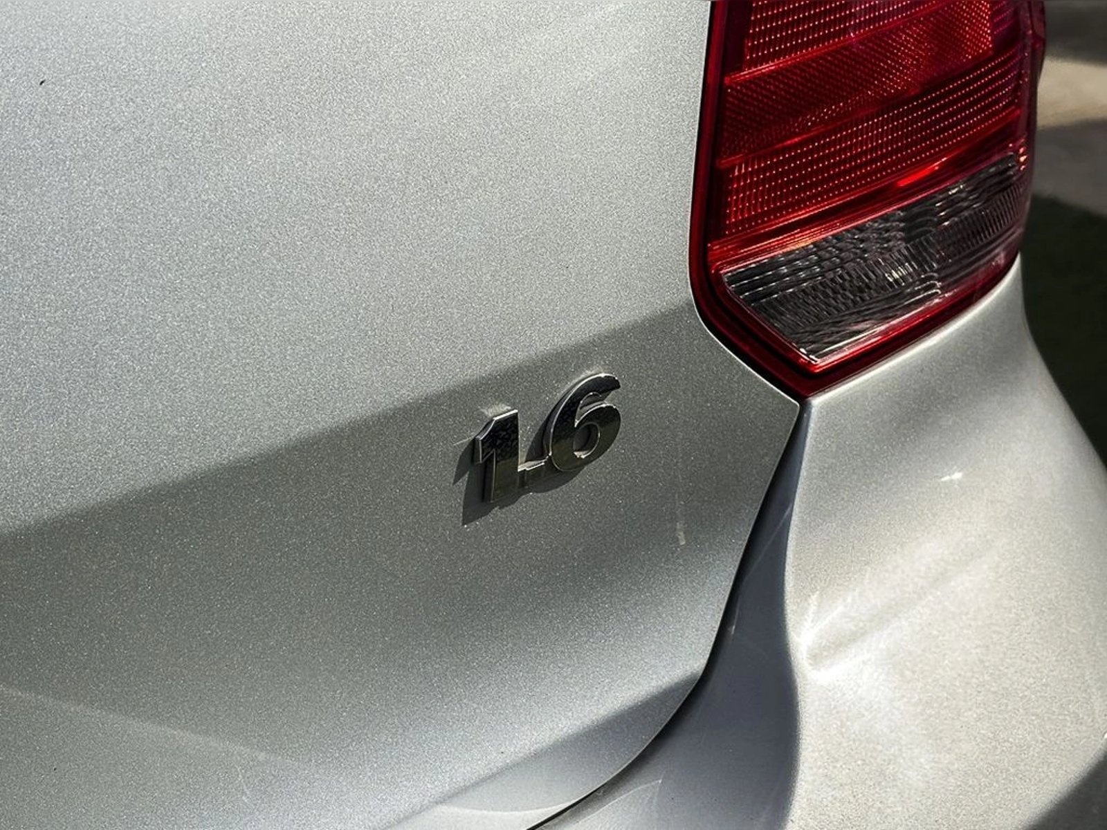 VOLKSWAGEN POLO 1.6 AUTO TRENDLINE 2017 - Imagen 7 de 19