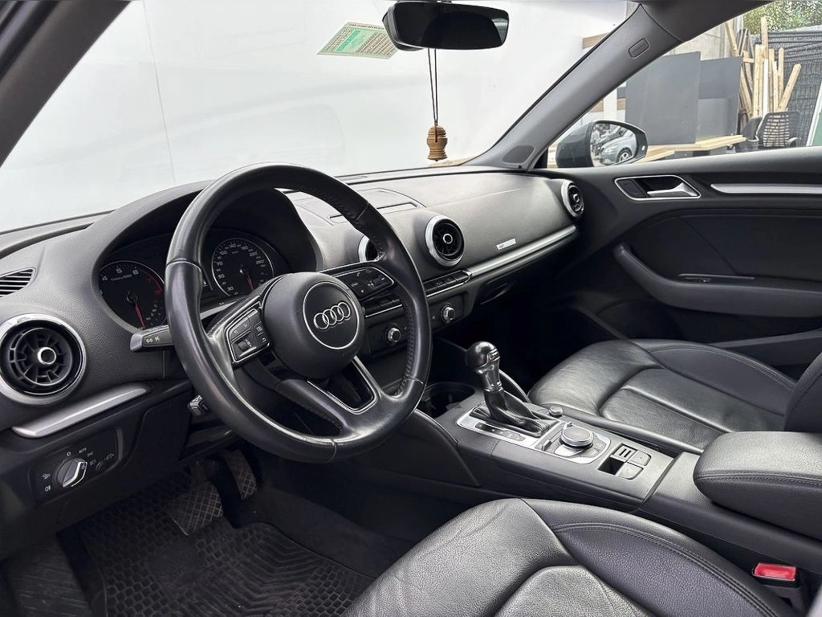 AUDI A3 1.4 35 TFSI  STRONIC AUTO SPORTBACK 2018 - Imagen 8 de 17
