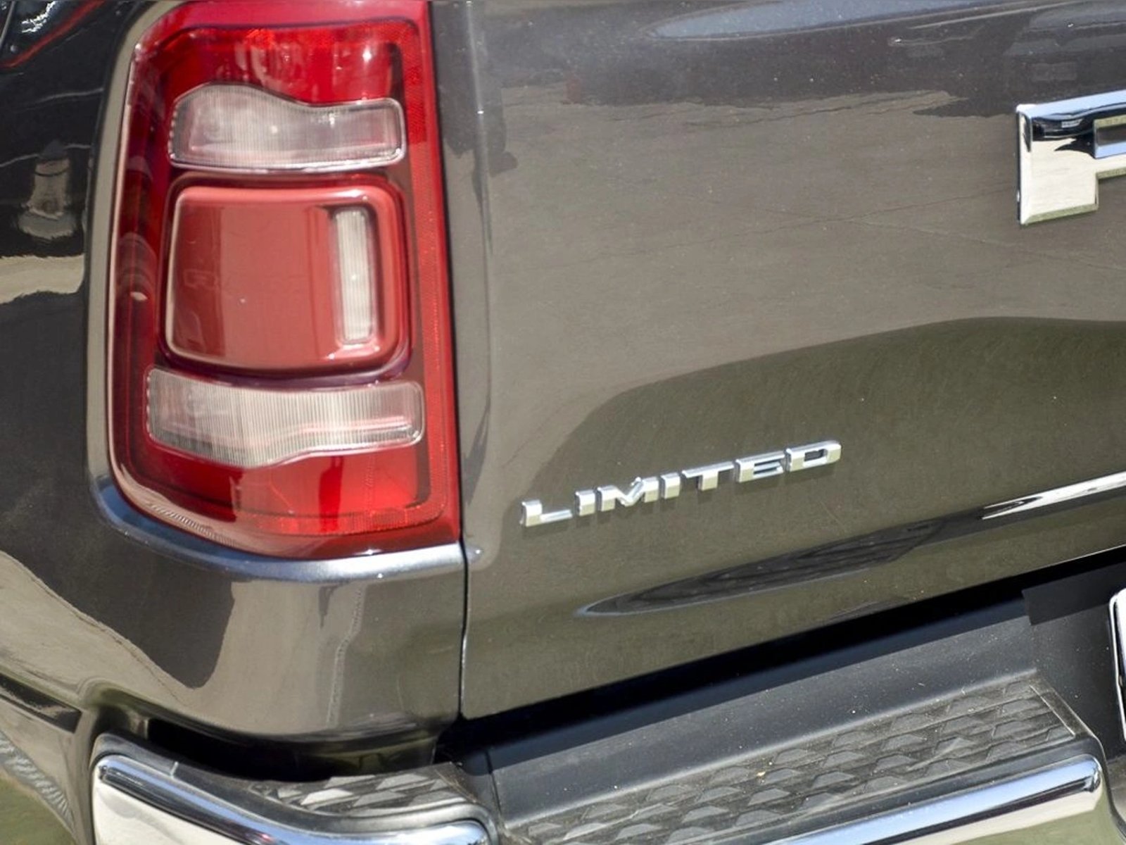 RAM 1500 5.7 LIMITED CREW CAB 4WD 2019 - Imagen 7 de 20