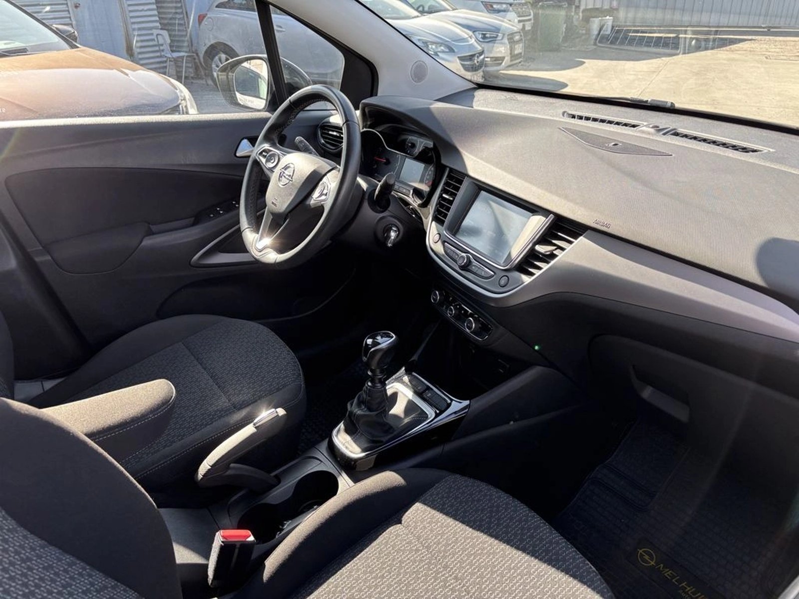 Opel CROSSLAND 1.5T EDITION DIESEL 4X2 MT6 5P 2023 - Foto 4 de 18
