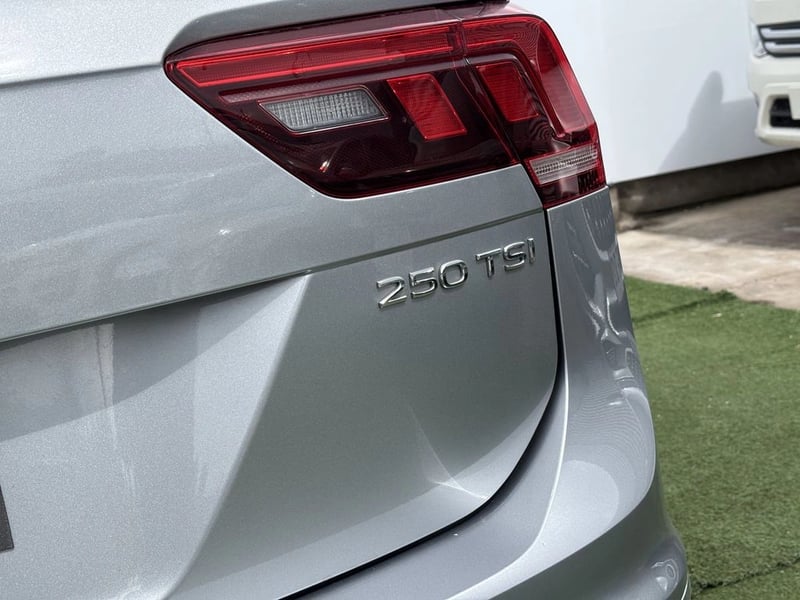 Volkswagen TIGUAN 1.4 TSI COMFORTLINE  4X2 7 ASIENTOS 2023 - Imagen 6 de 20