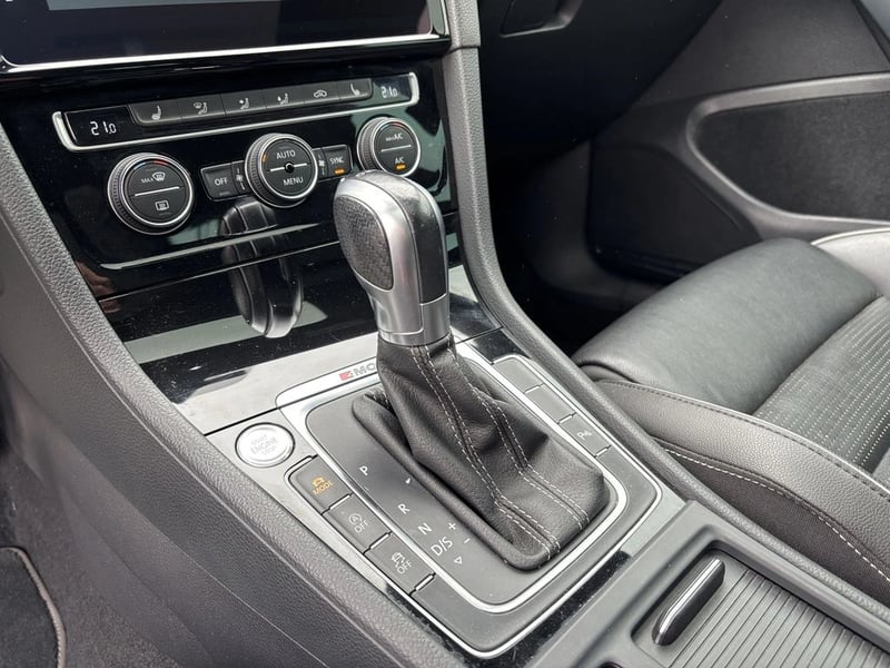 Volkswagen GOLF 2.0 R TSI  4X4 AUTO 5P. 2020 - Imagen 18 de 20