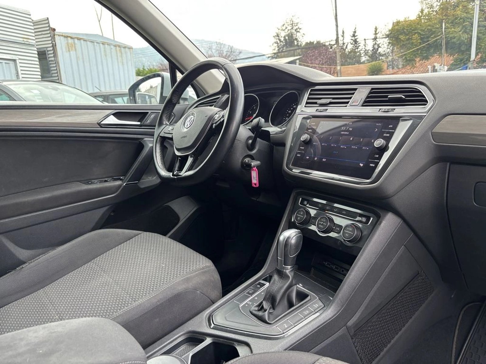 Volkswagen TIGUAN 1.4 TSI AUTO 2018 - Foto 5 de 20
