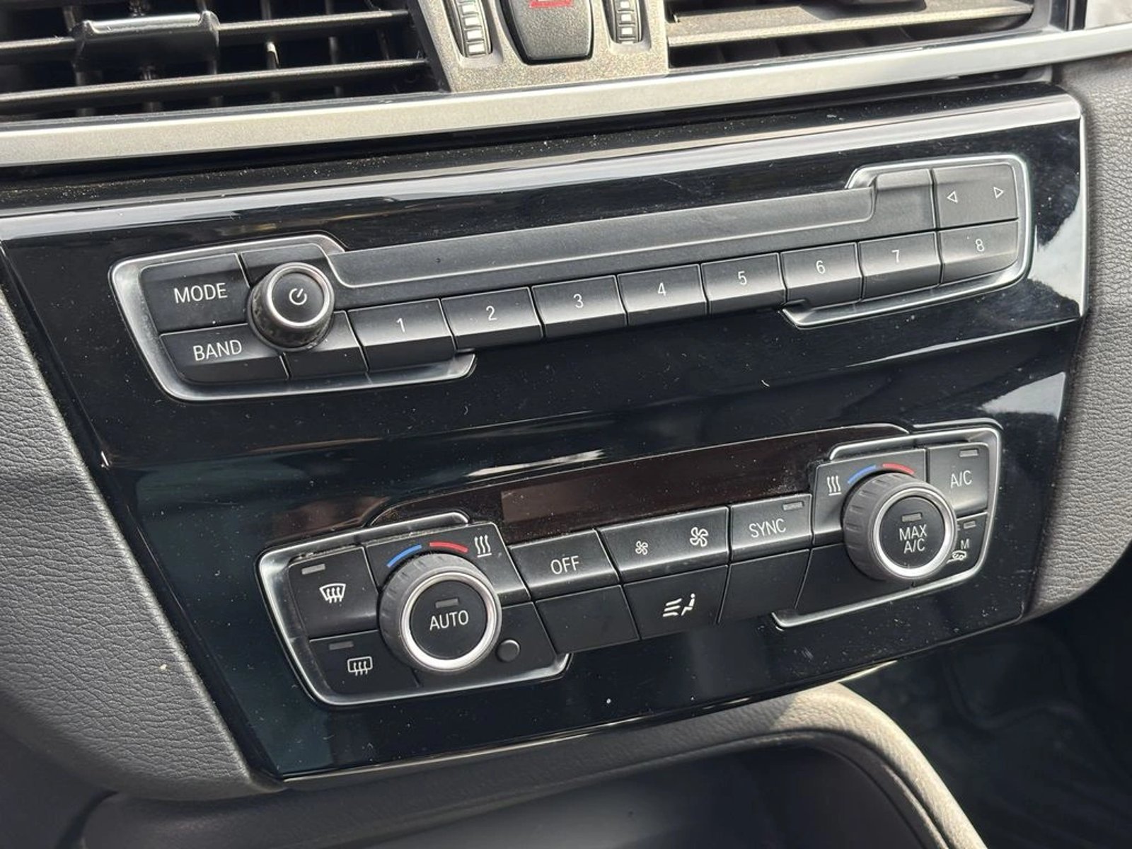 BMW X1 SDRIVE 18I LCI 1.5 AUT 2022 - Imagen 15 de 20