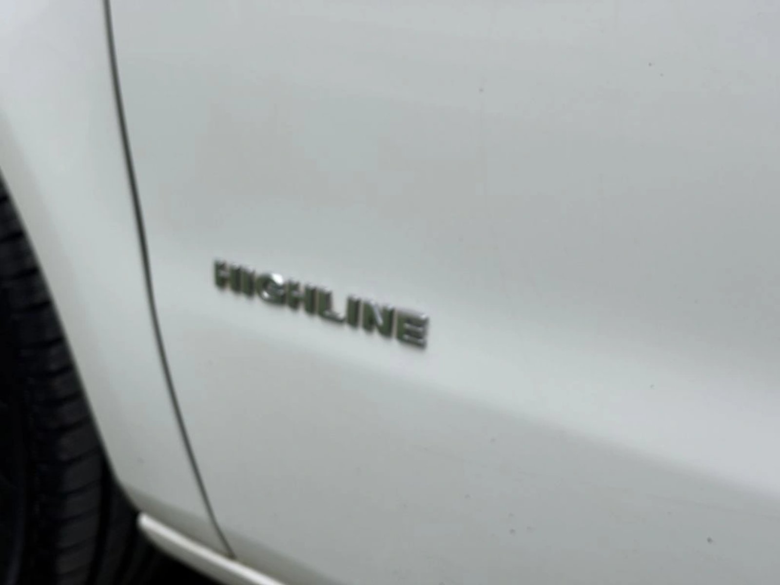 Volkswagen GOL 1.6 HIGHLINE HB MT 5P 2022 - Imagen 9 de 20