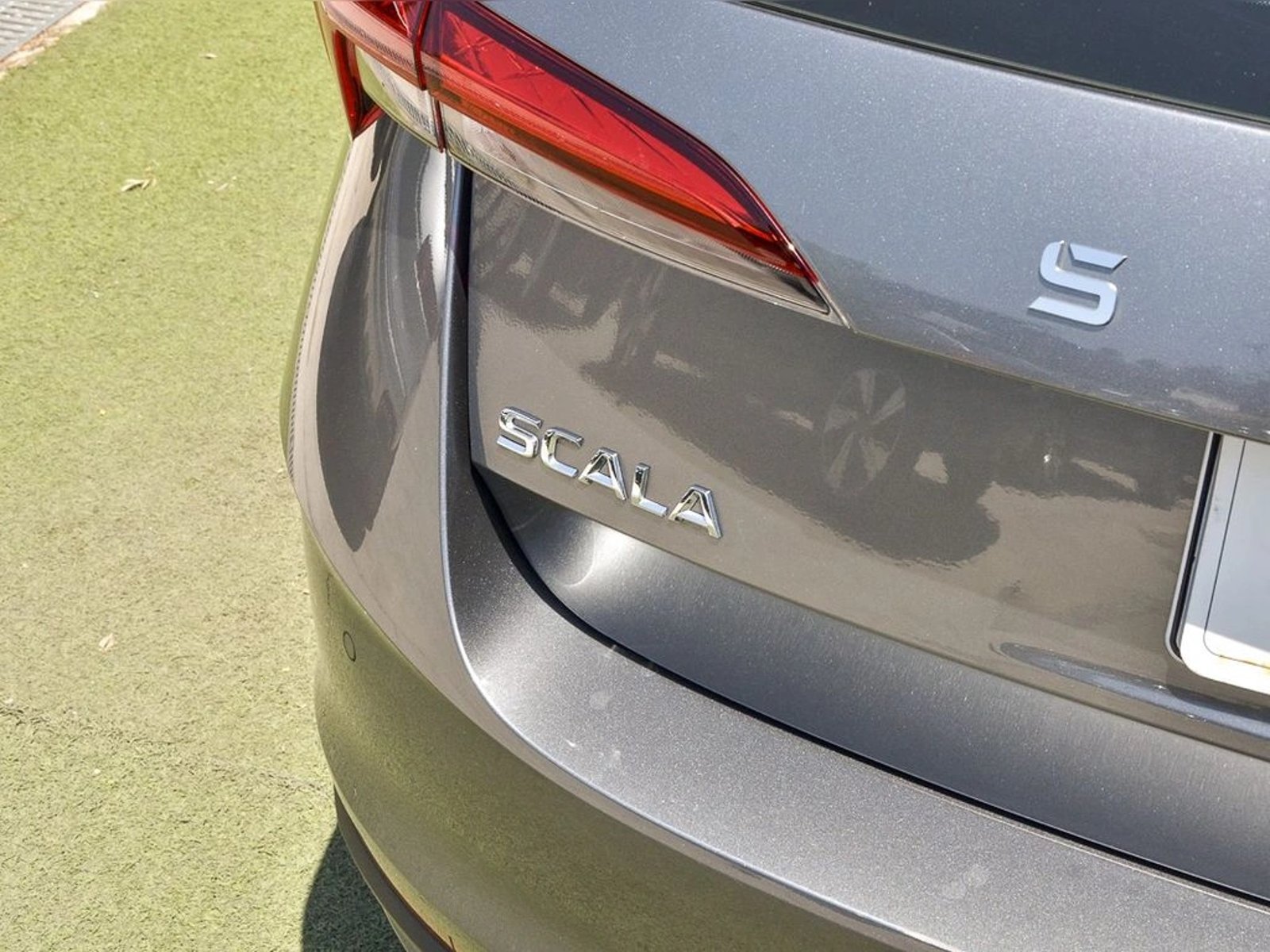 SKODA SCALA 1.5 TSI SELECTION  DSG AUTO 2025 - Imagen 11 de 19