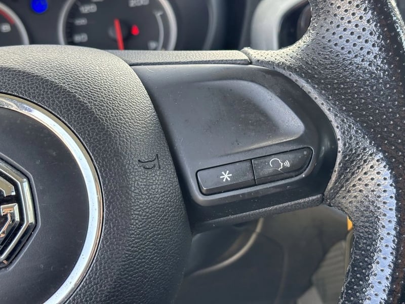MG 3 1.5 COMFORT 4X2 HB AUTOMÁTICO 5P 2023 - Imagen 16 de 20