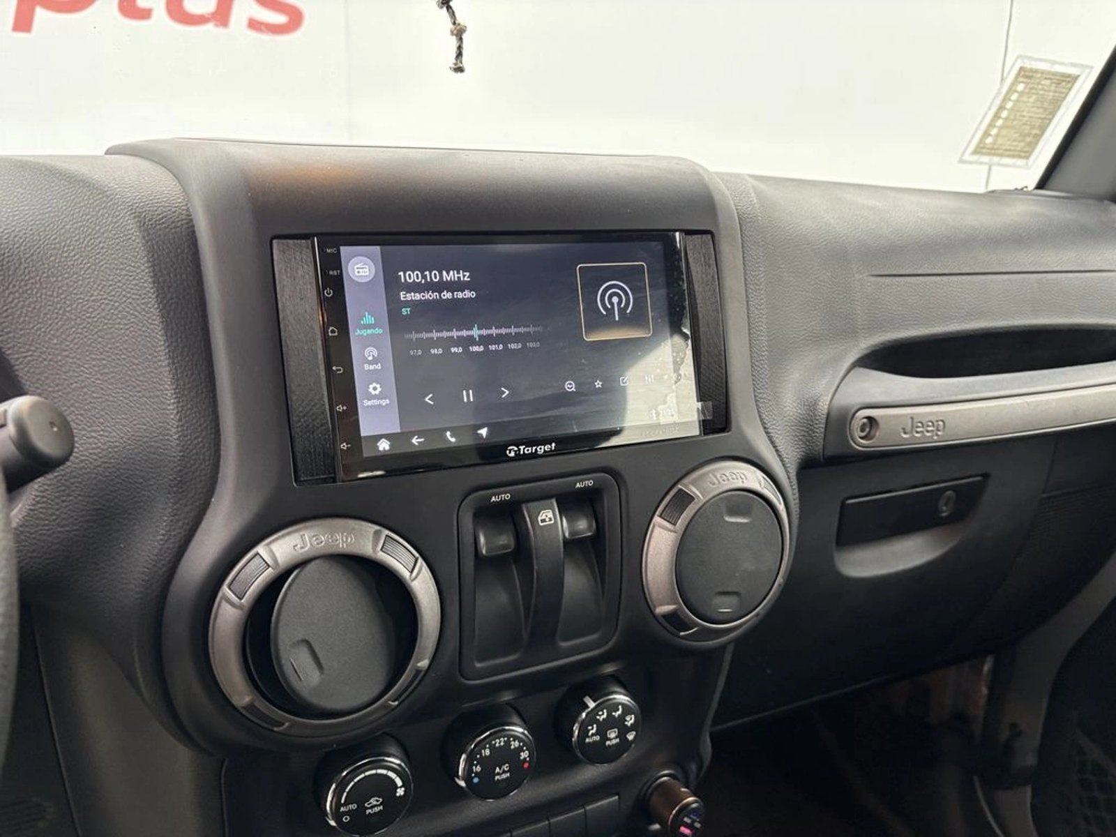 JEEP WRANGLER 3.6 RUBICON AT 4X4 2016 - Imagen 13 de 16
