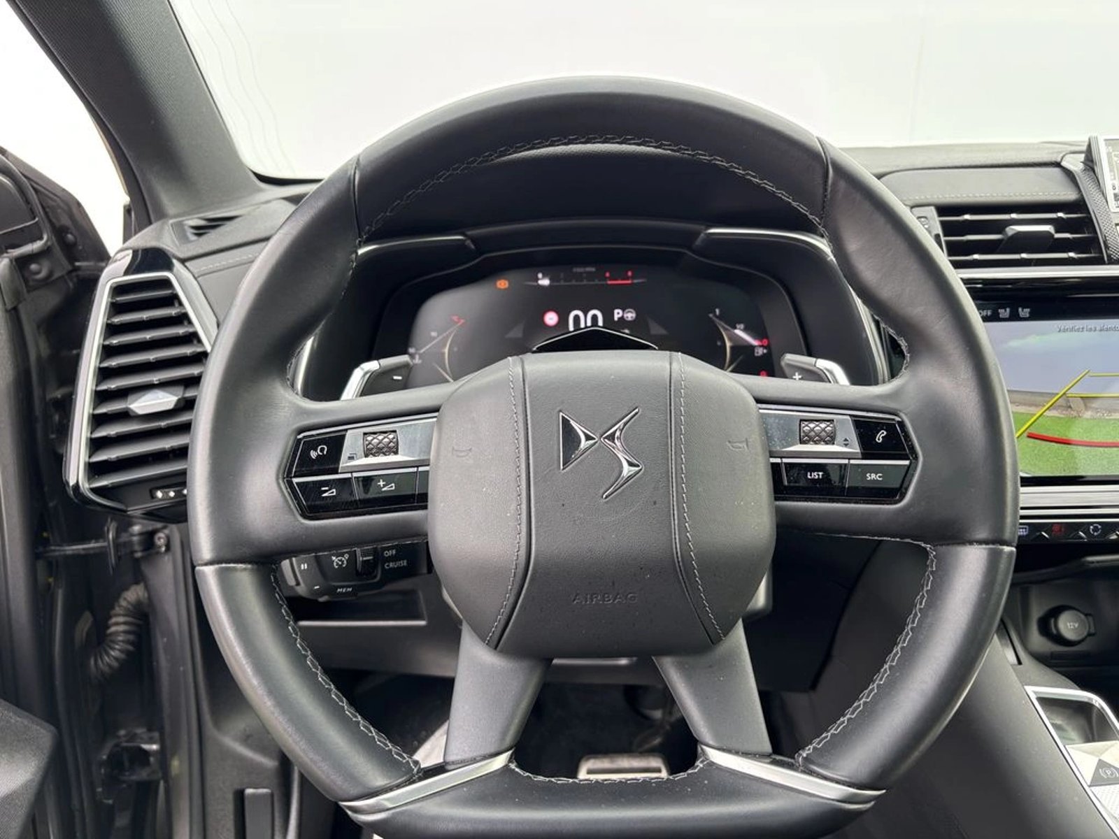 DS Automobiles DS7 CROSSBACK 1.6 THP EAT8 2024 - Imagen 18 de 20