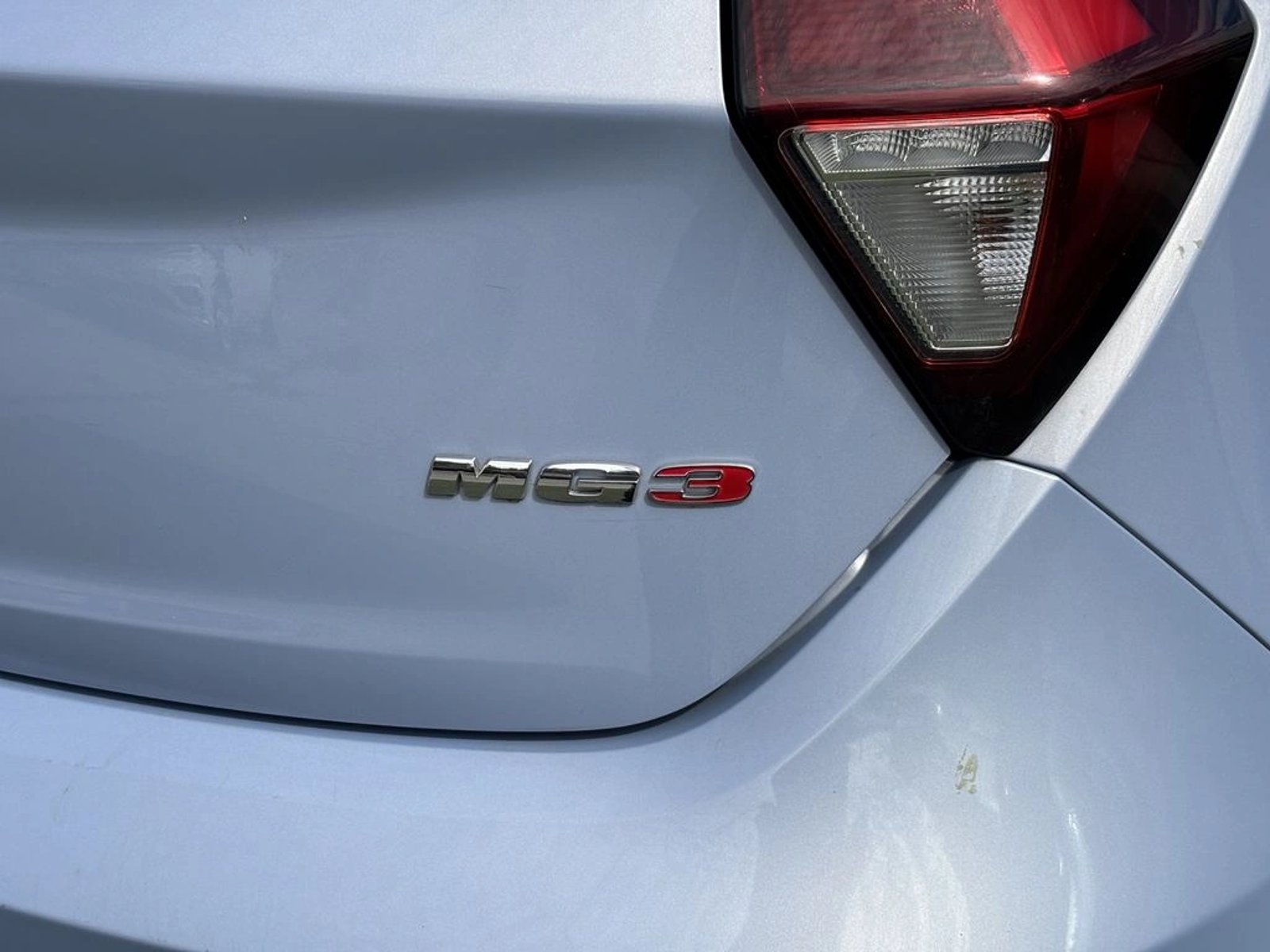 MG 3 1.5 STD 4X2 HB MT 5P 2024 - Imagen 11 de 20