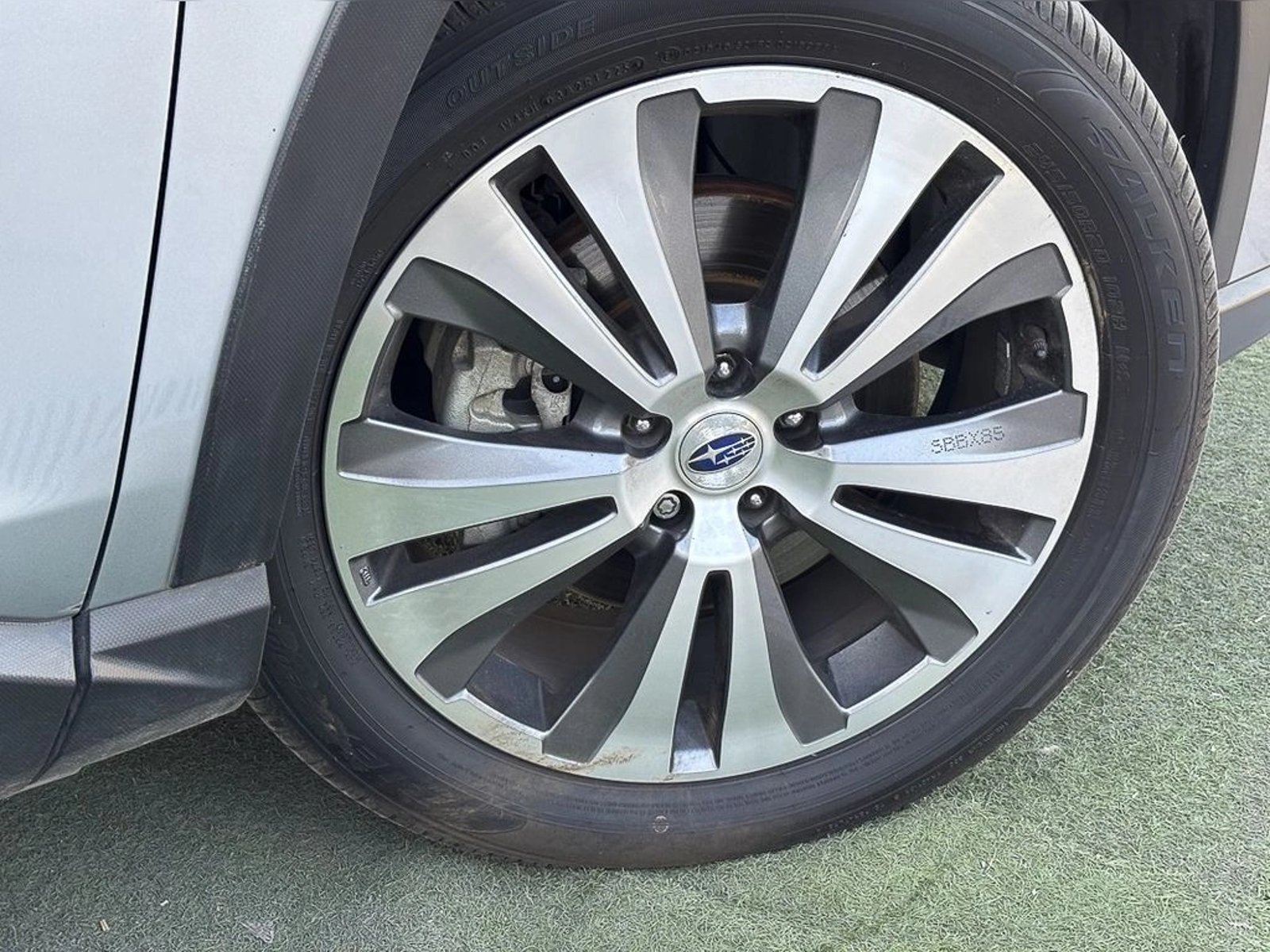 SUBARU EVOLTIS 2.4T  CVT TOURING AWD 2022 - Imagen 17 de 19