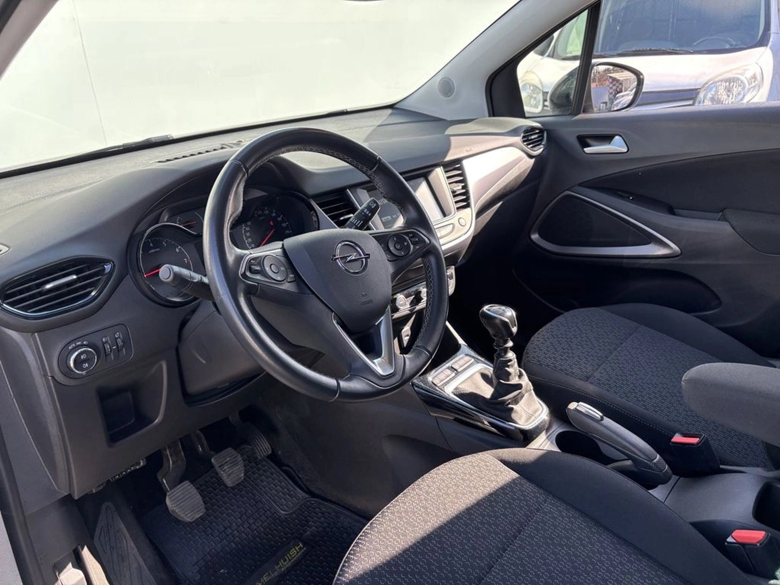 OPEL CROSSLAND 1.5T EDITION DIESEL 4X2 MT6 5P 2023 - Imagen 10 de 18