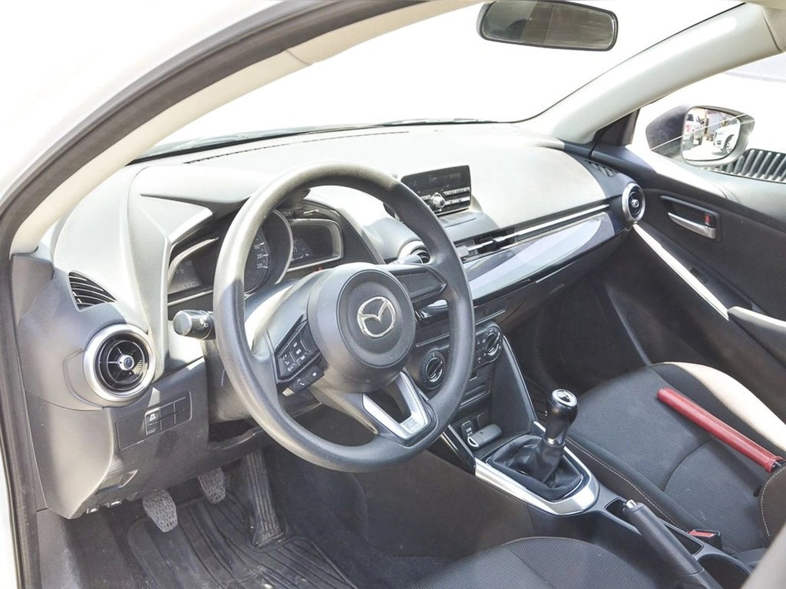MAZDA 2 SPORT 1.5 MANUAL V SKYACTIVE 2021 - Imagen 9 de 18
