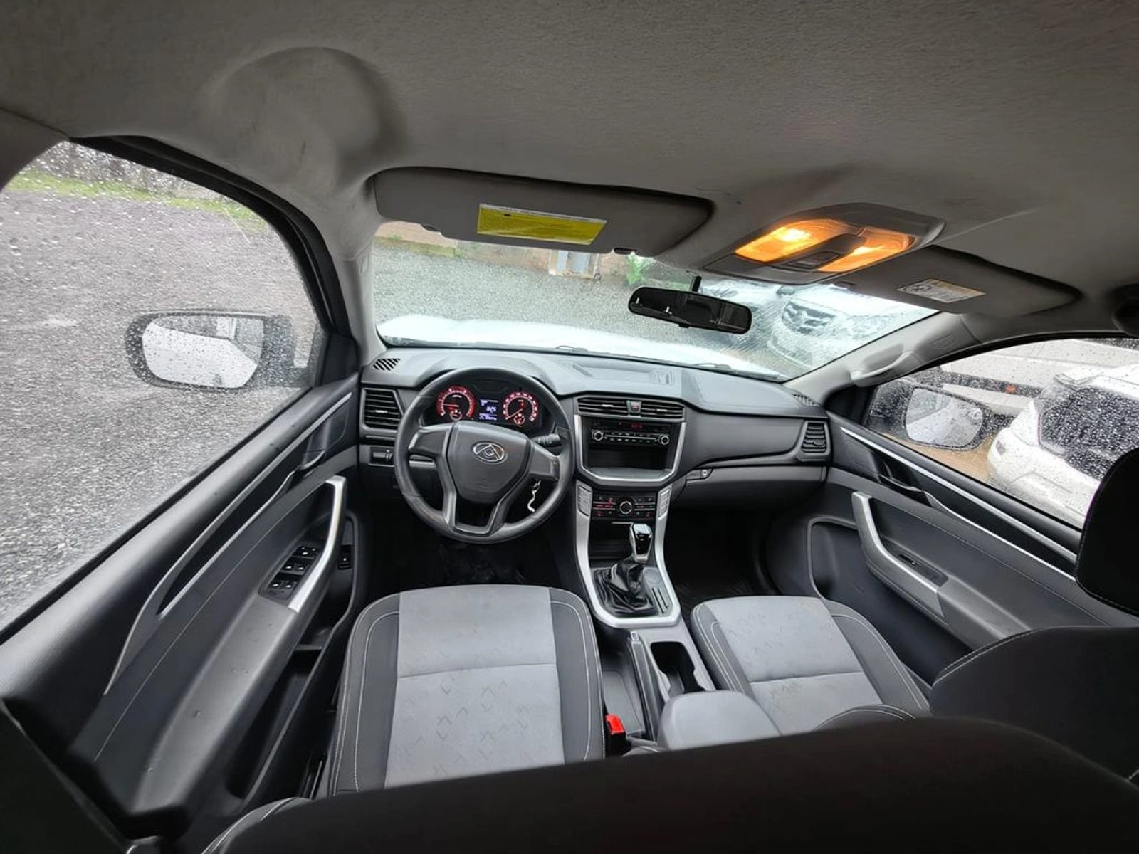 Maxus T60 T60 DCAB 2.8 2023 - Foto 4 de 9