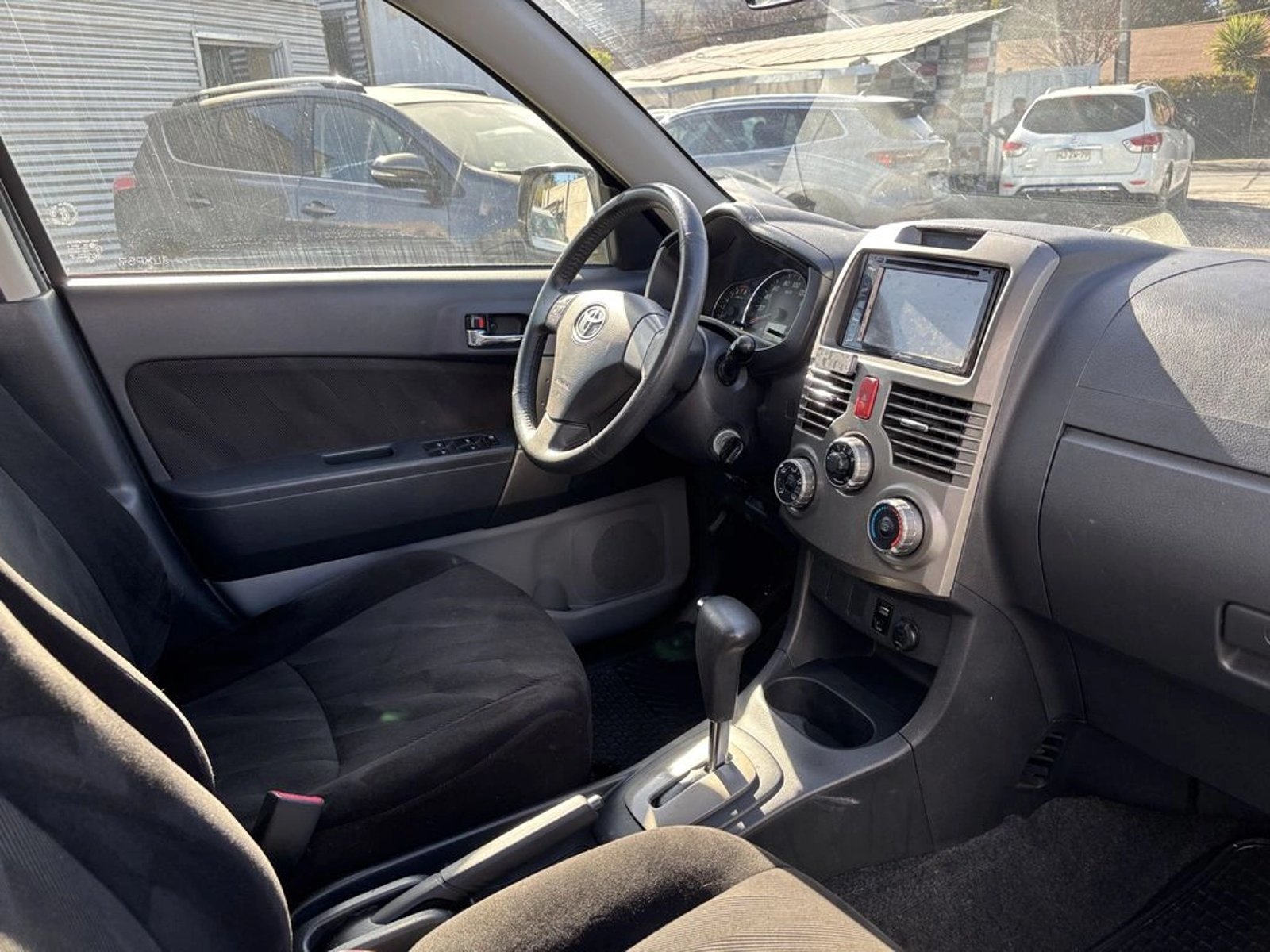 TOYOTA RUSH 1.5 LEI 4X2 AUTO 5P 2017 - Foto 5 de 17