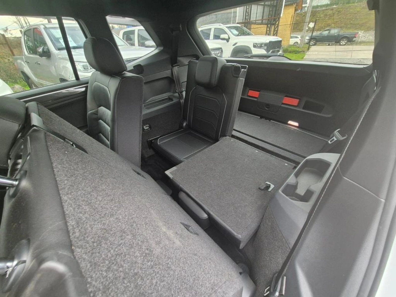 VOLKSWAGEN TIGUAN TIGUAN TSI 2.0 AUT 2018 - Imagen 9 de 10