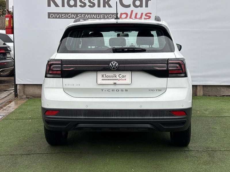 Volkswagen T-CROSS 1.0 TSI TRENDLINE 4X2 5MT 5P 2023 - Imagen 8 de 19