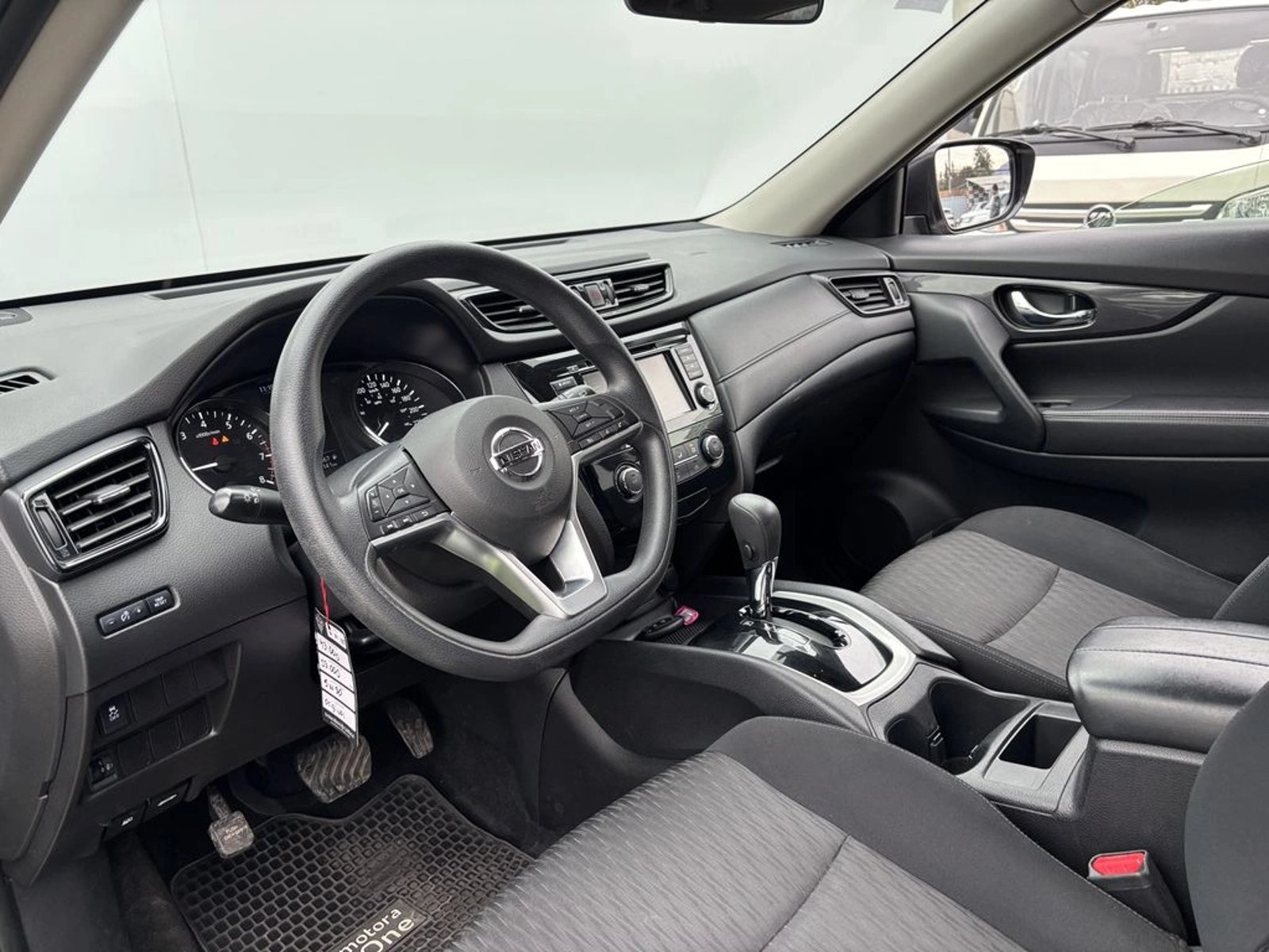 Nissan X-TRAIL 2.5 SENSE 4X2 CVT AUTO 7 PASAJEROS 2022 - Imagen 14 de 20