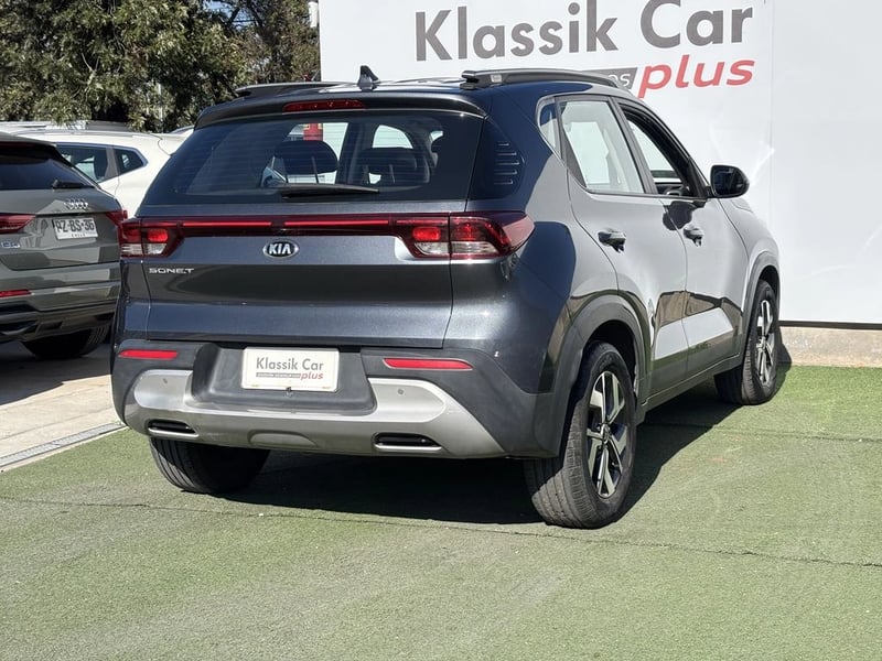 Kia SONET 1.5 EX 4X2 6MT 5P. 2021 - Imagen 3 de 20