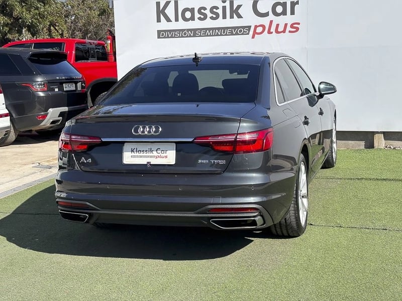 Audi A4 2.0 TFSI 35 S-TRONIC 2024 - Imagen 3 de 17