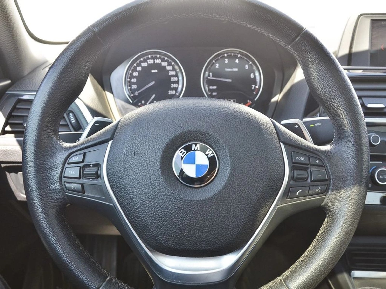 BMW 220 2.0i A COUPE 2018 - Imagen 15 de 20