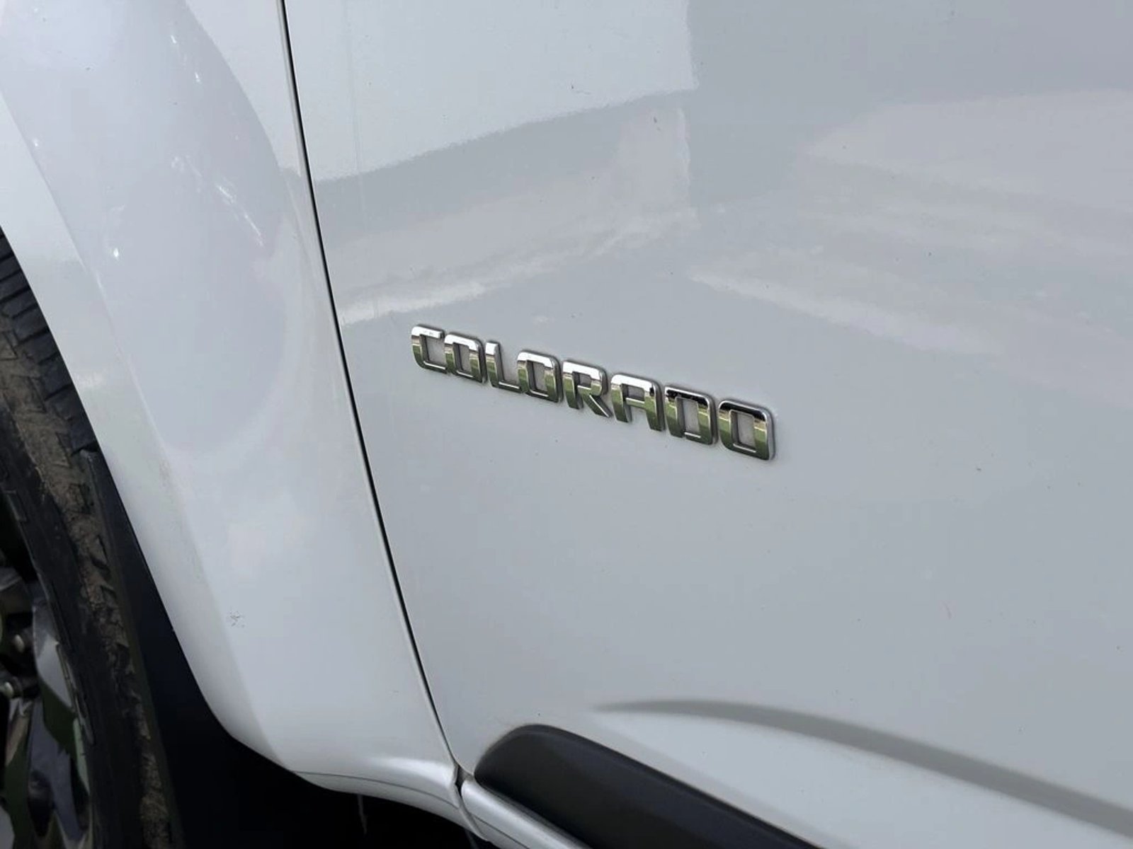 Chevrolet COLORADO 2.8 HIGH COUNTRY DIESEL 4WD AUTO 4P 2022 - Imagen 10 de 20