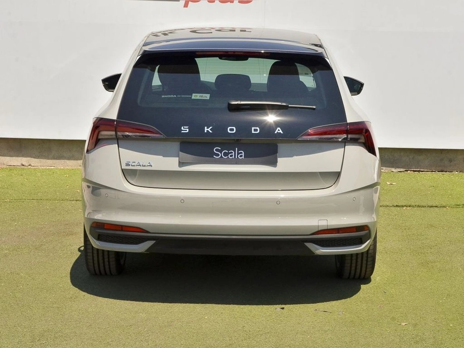 SKODA SCALA 1.5 TSI AUTO DESIGN 2026 - Imagen 5 de 17