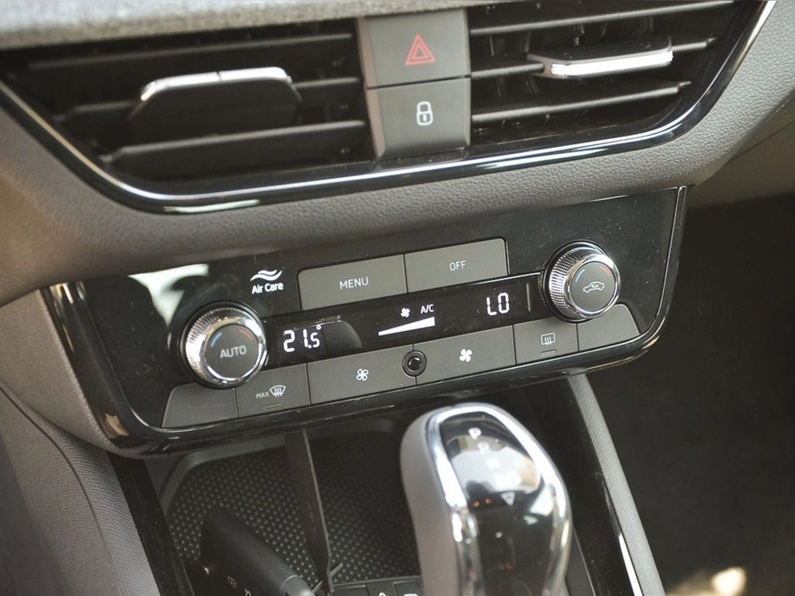 SKODA SCALA 1.5 TSI AUTO DESIGN 2026 - Imagen 11 de 17