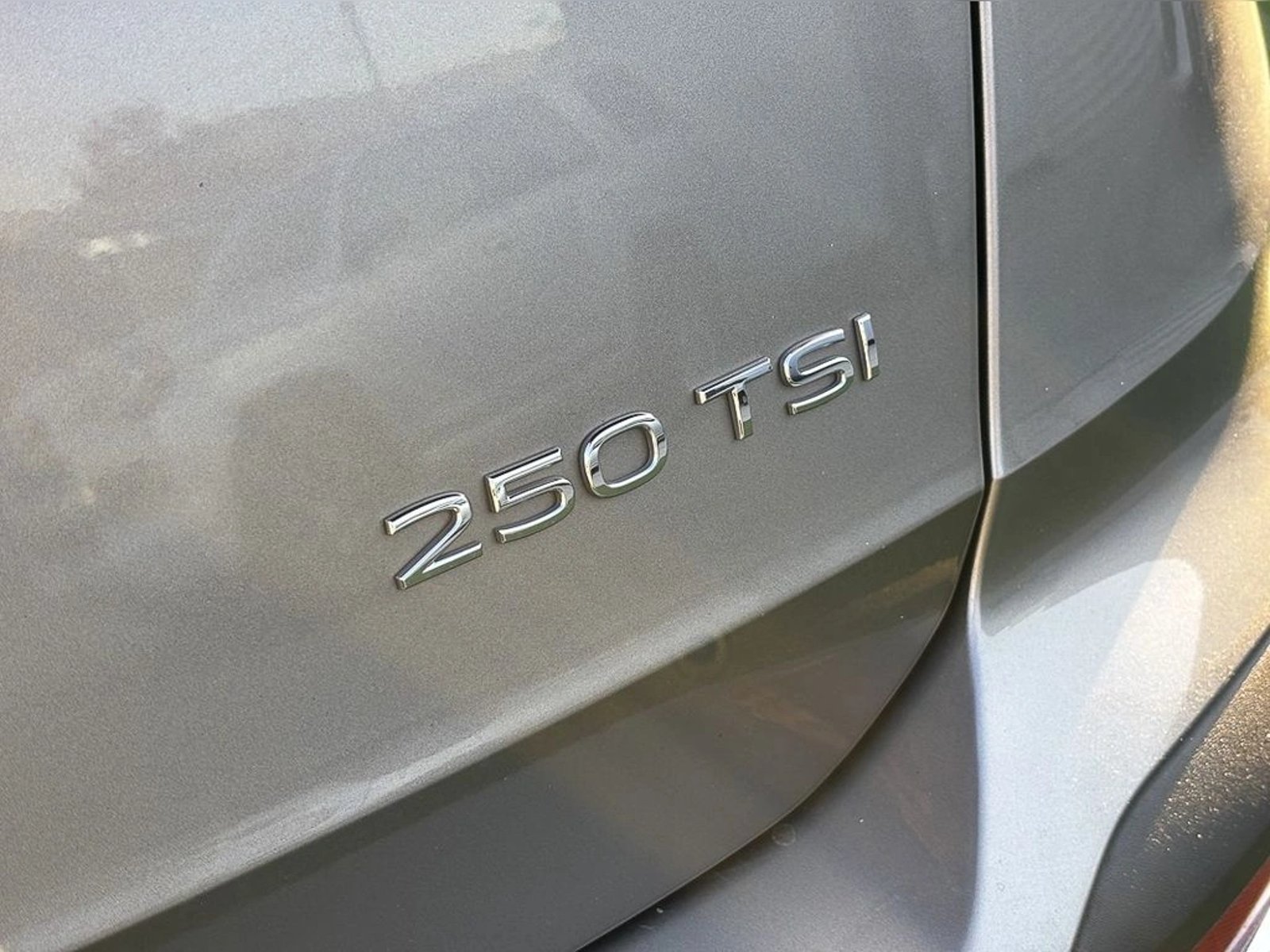 VOLKSWAGEN TAOS 1.4 250 TSI HIGHLINE AUTO HERO 2022 - Imagen 14 de 18