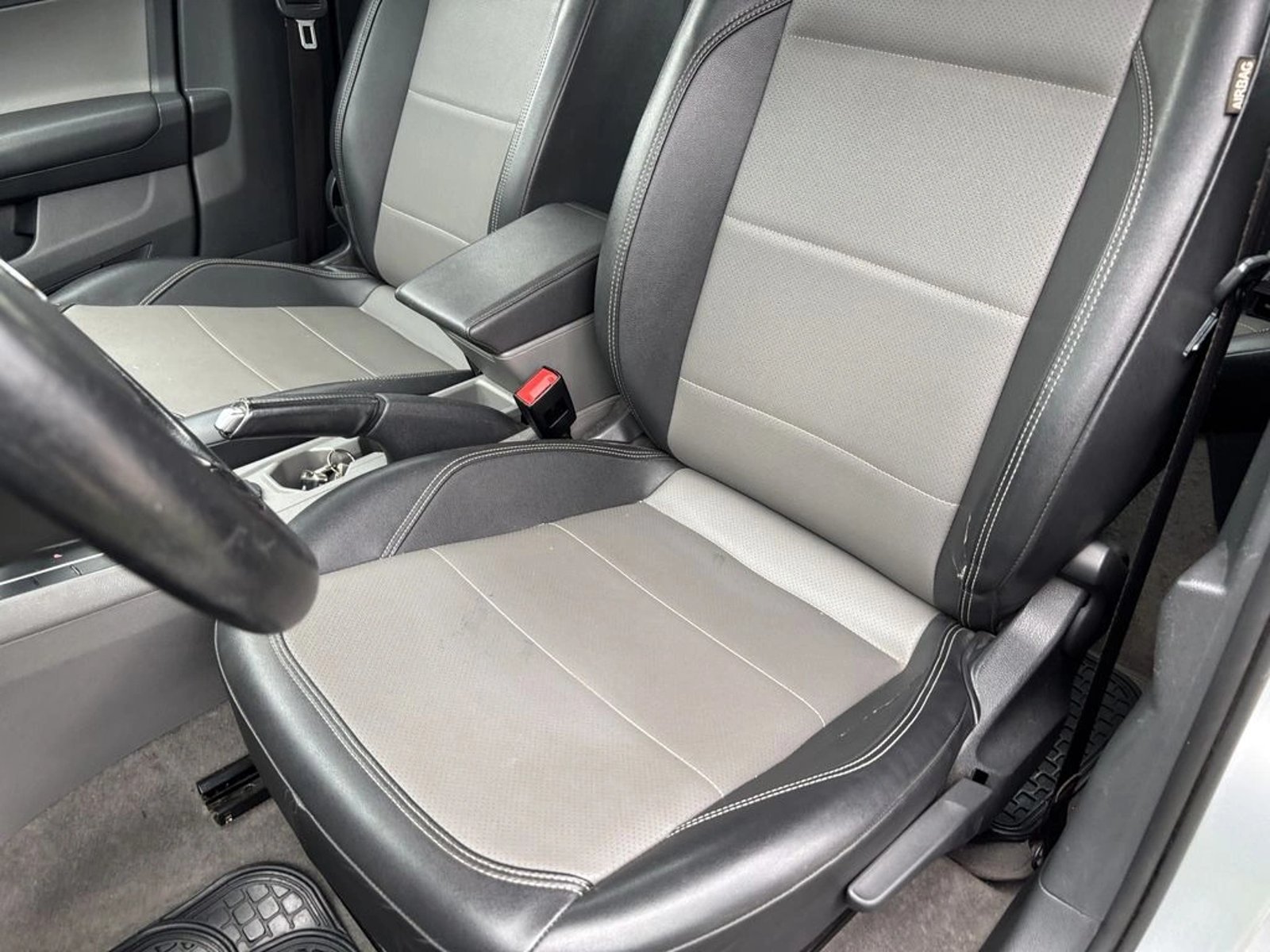 Volkswagen VIRTUS 1.6 MSI HIGHLINE 4X2 AT 4P 2019 - Imagen 14 de 20