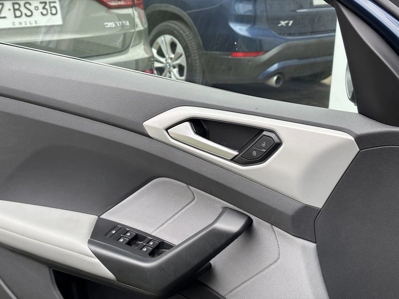 Volkswagen T-CROSS 1.0 TSI COMFORTLINE AUTOMÁTICO 5P 2025 - Imagen 19 de 20
