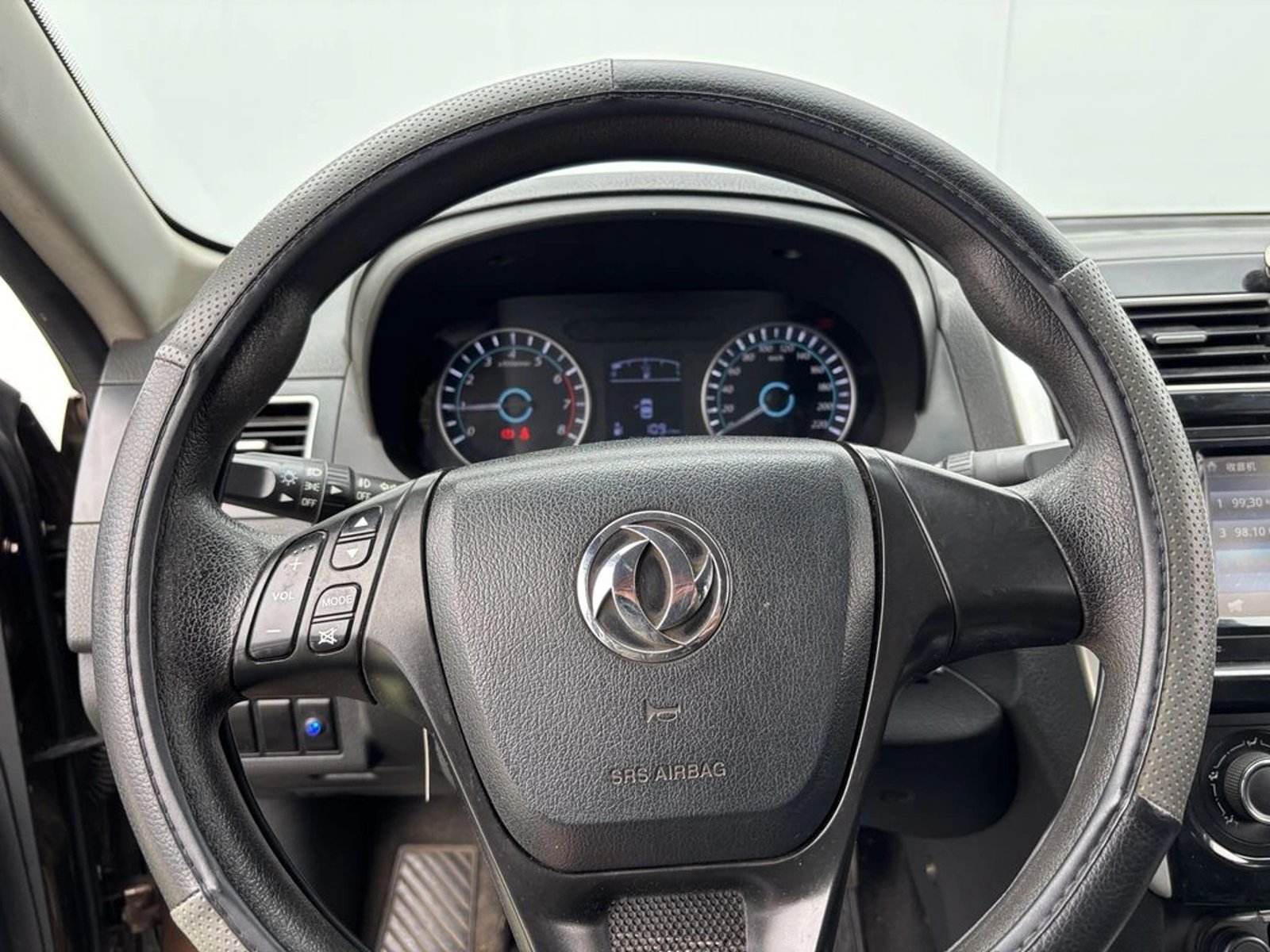 DONGFENG S50 1.5 MANUAL 2019 - Imagen 15 de 16