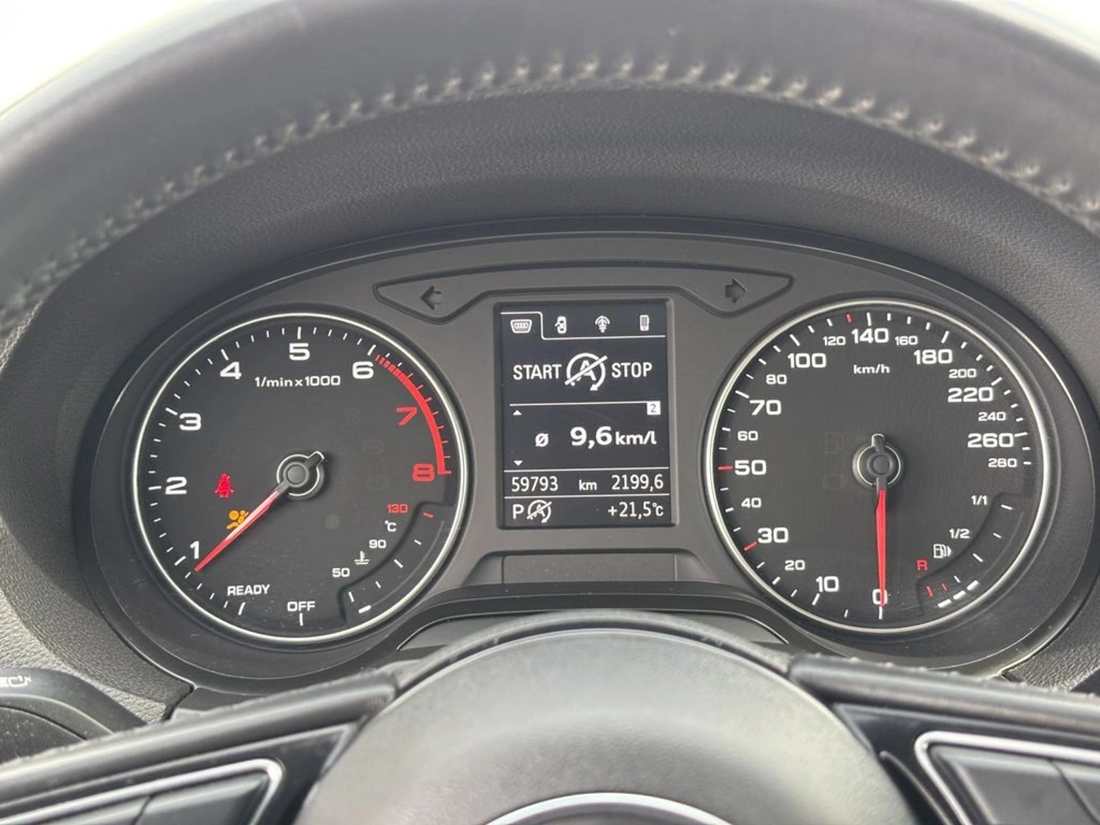 Audi A3 1.4 35 TFSI STRONIC AUTO 2019 - Imagen 17 de 20