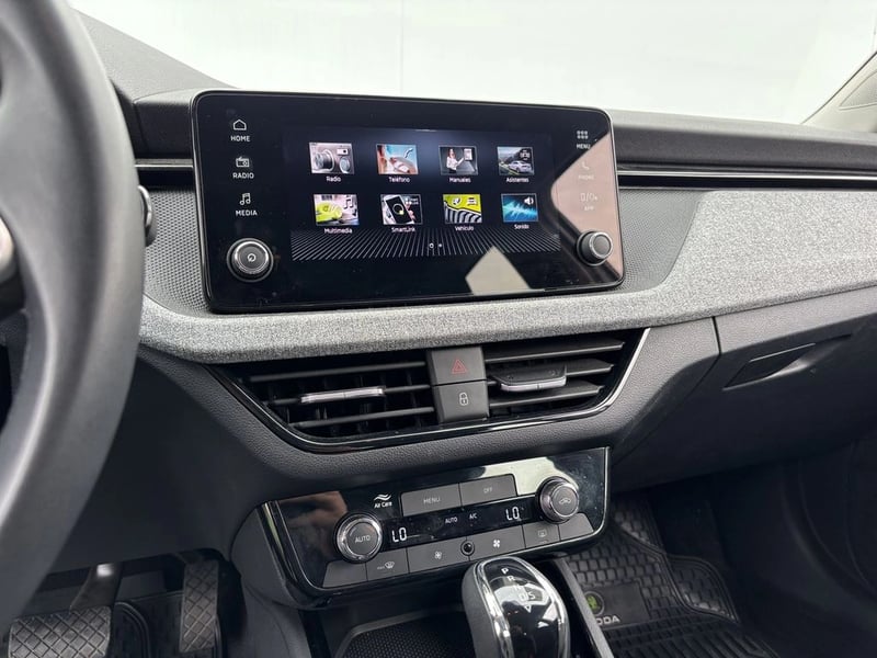 Skoda SCALA 1.5 TSI SELECTION  DSG AUTO 2025 - Imagen 17 de 20